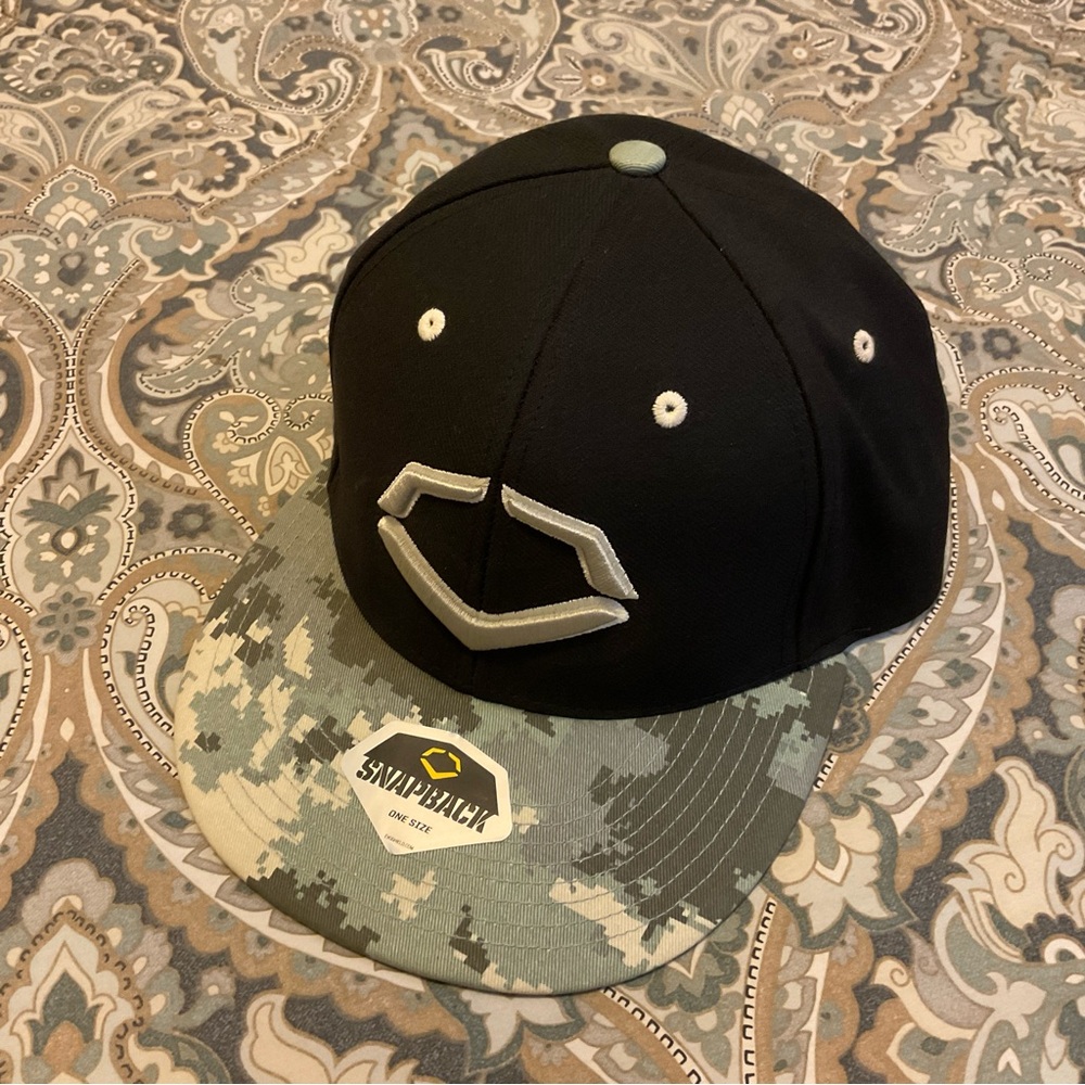 NWT Evoshield Camo SnapBack Hat OS